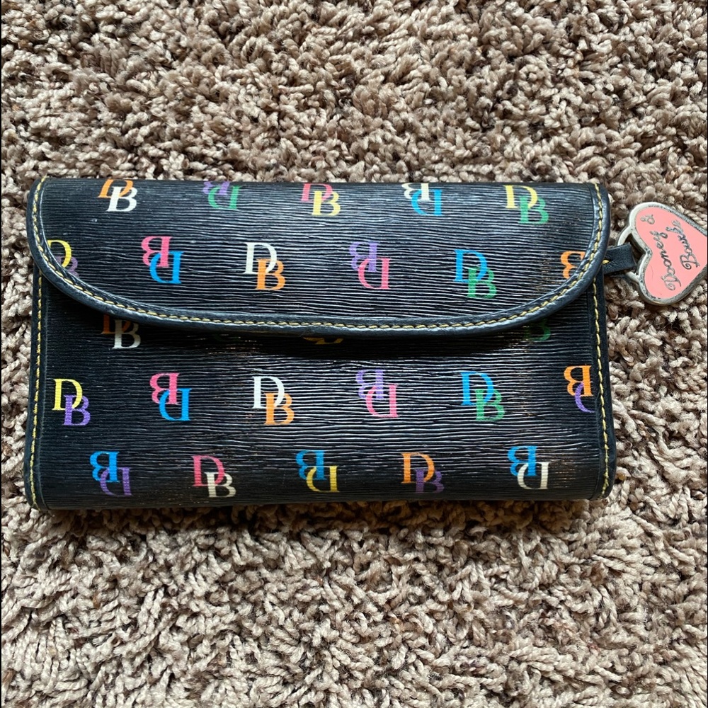 💕100%AUTHENTIC Vintage Dooney & Bourke wallaet